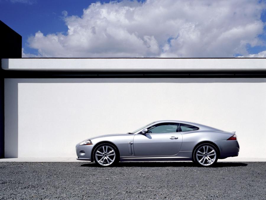  Jaguar XK Coupe 2006 года  (фото 7 из 41)